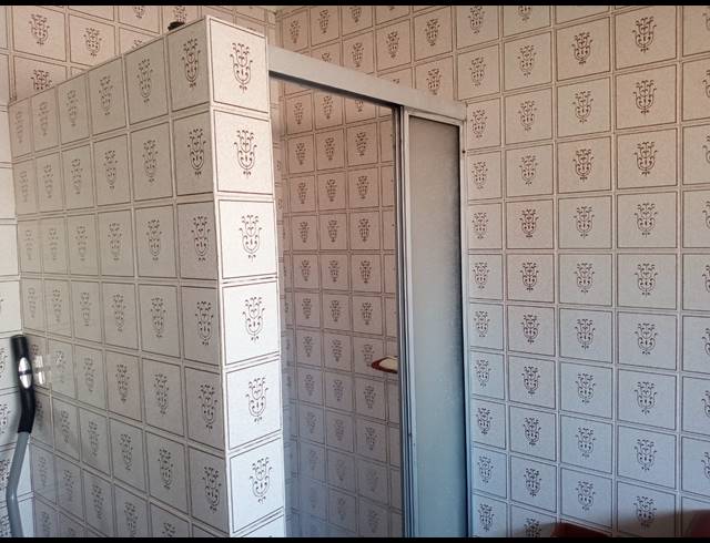 9 BEDROOM HOUSE FOR SALE IN BOKSBURG NORTH